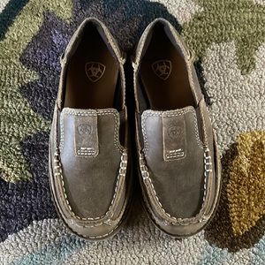 Kids Ariat cruisers size 11